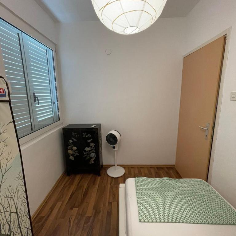 Apartment Mija - Two-Bedroom Apartment - 9
