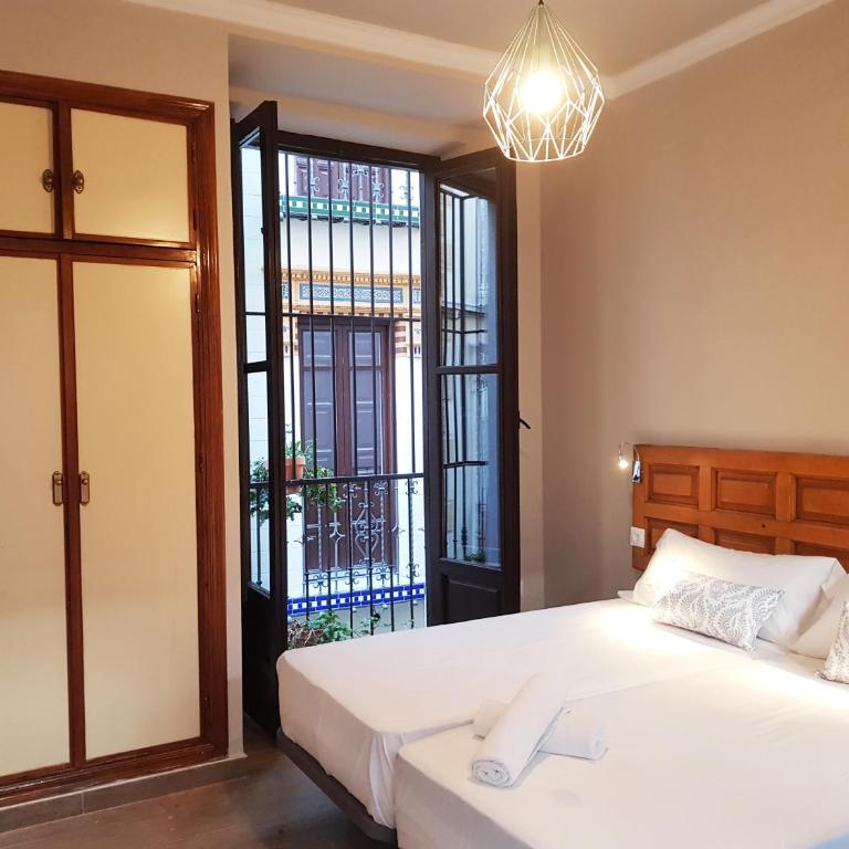 Apartamentos Alhambra Granada 3000 - One-Bedroom Apartment - 8