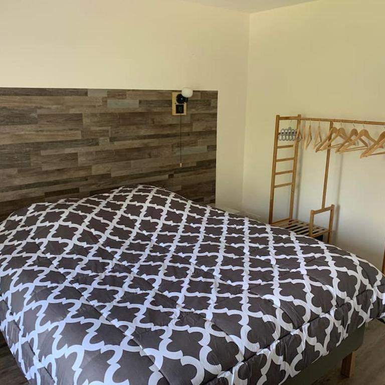 **** Appartement T2 - 2+2. Entièrement NEUF. - One-Bedroom Apartment - 28