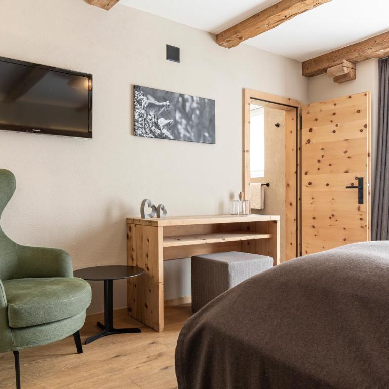 Hotel Baer & Post Zernez - Superior Doppelzimmer - 9