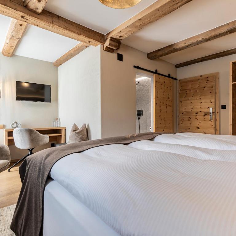 Hotel Baer & Post Zernez - Superior Doppelzimmer - 10