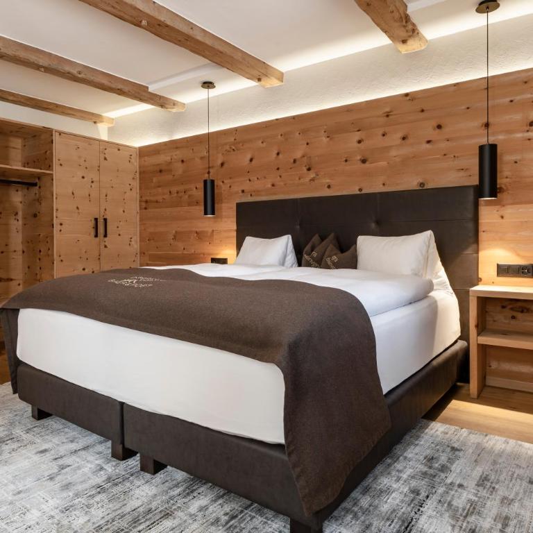 Hotel Baer & Post Zernez - Superior Doppelzimmer - 11