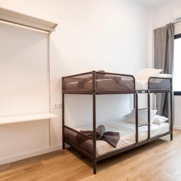 10 pax, AC, Wifi gratis, Ciudad Artes y Ciencias - Two-Bedroom Apartment - 11