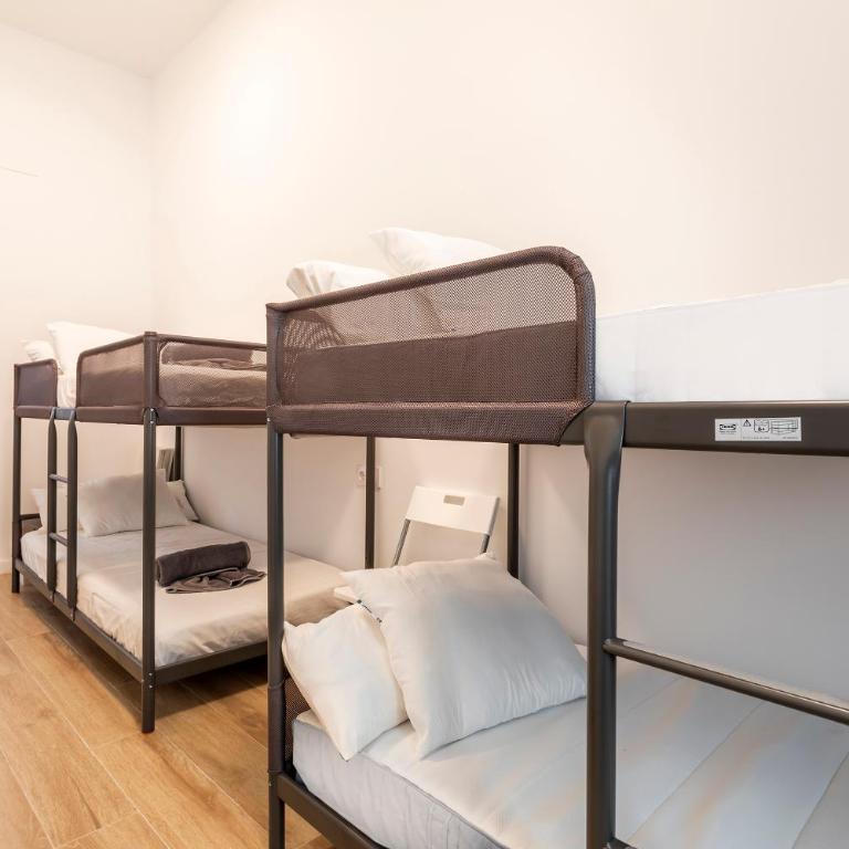 10 pax, AC, Wifi gratis, Ciudad Artes y Ciencias - Two-Bedroom Apartment - 12