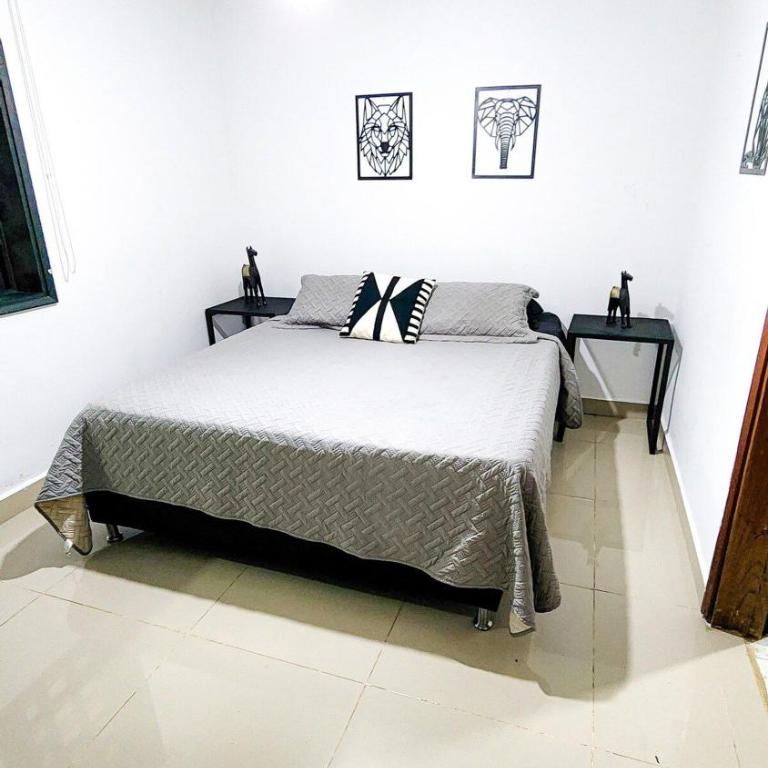 Luxury Villa In Provenza - Eight-Bedroom House - 42