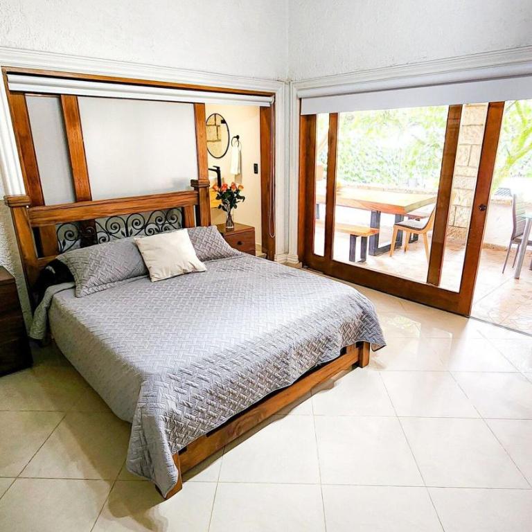 Luxury Villa In Provenza - Eight-Bedroom House - 53