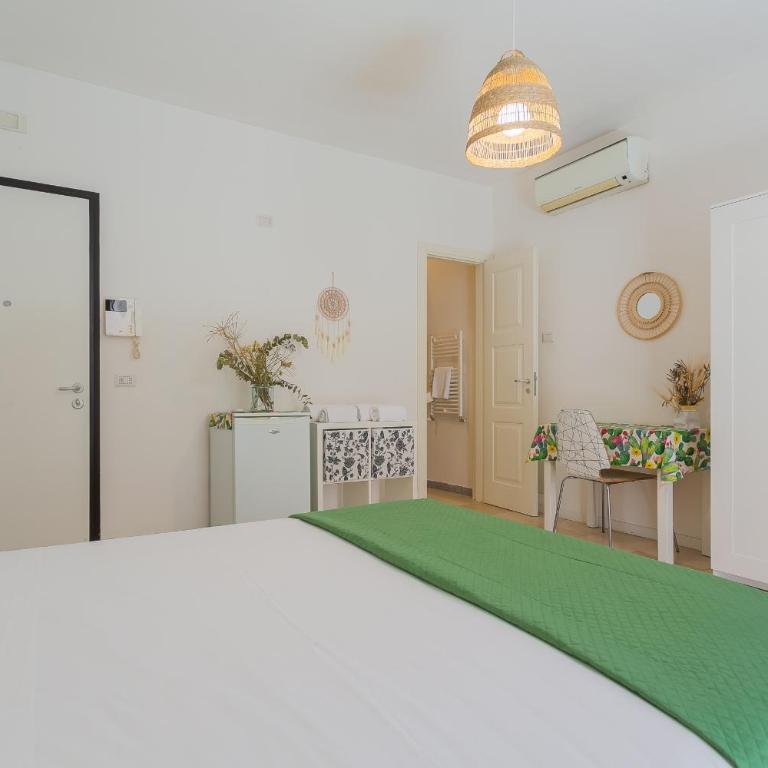 Palazzo San Rocco Rooms by Wonderful Italy - Double Room with Balcony - 5
