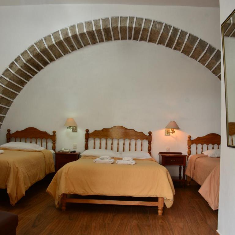Hotel Santa Rosa - Habitación Cuádruple Estándar - 4
