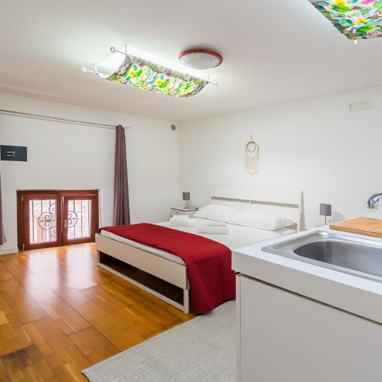 Palazzo San Rocco Rooms by Wonderful Italy - Deluxe Queen Room - 6