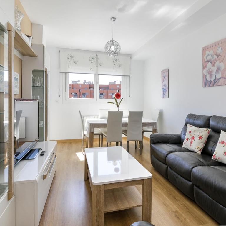 Apartamento Fénix - Two-Bedroom Apartment - 28