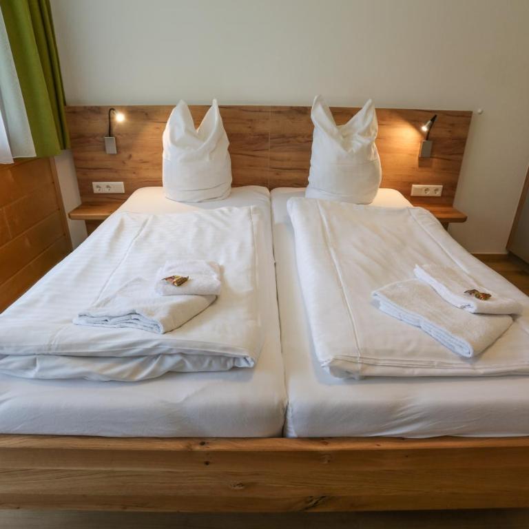 Gasthof Leitner - Der Wirt an der Klamm - Doppelzimmer mit Balkon - 23