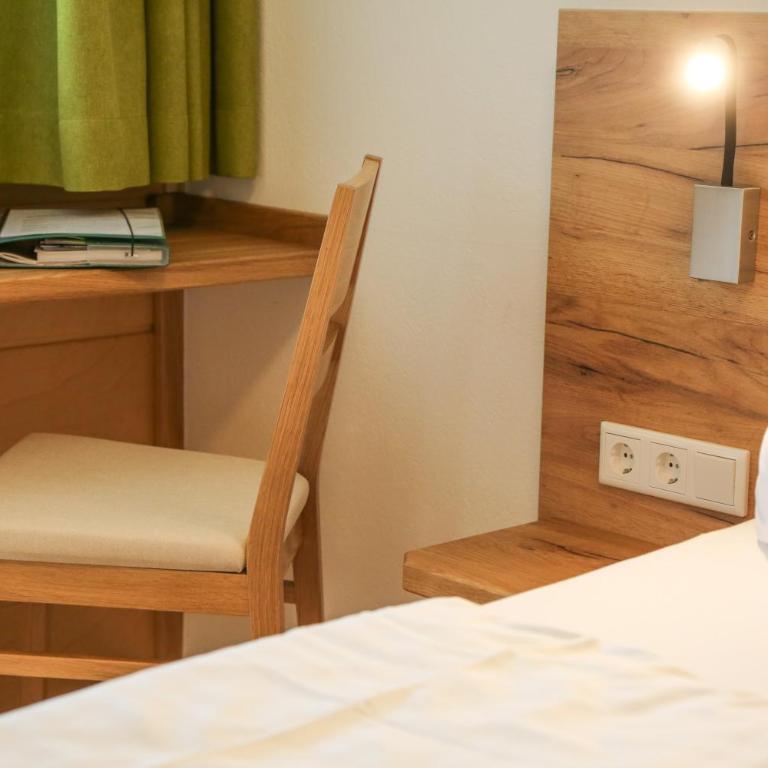 Gasthof Leitner - Der Wirt an der Klamm - Doppelzimmer mit Balkon - 16