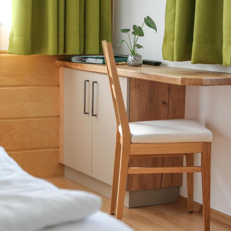 Gasthof Leitner - Der Wirt an der Klamm - Doppelzimmer mit Balkon - 27