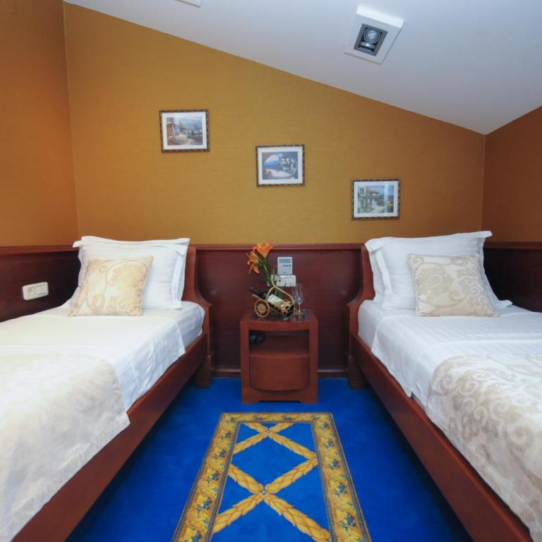 Luxury Sea Residence by Kristina - Standard Double Room with Sea View - 11
