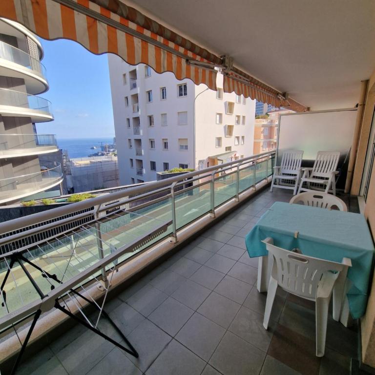 1 meter from Monaco. 5 min by elevators to Larvotto beach. - Appartement 1 Chambre - 5