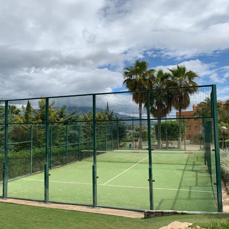 Your Oasis of Luxury and Leisure at Gazules Del Sol in Marbella area - Benahavis - Two-Bedroom Apartment - 15