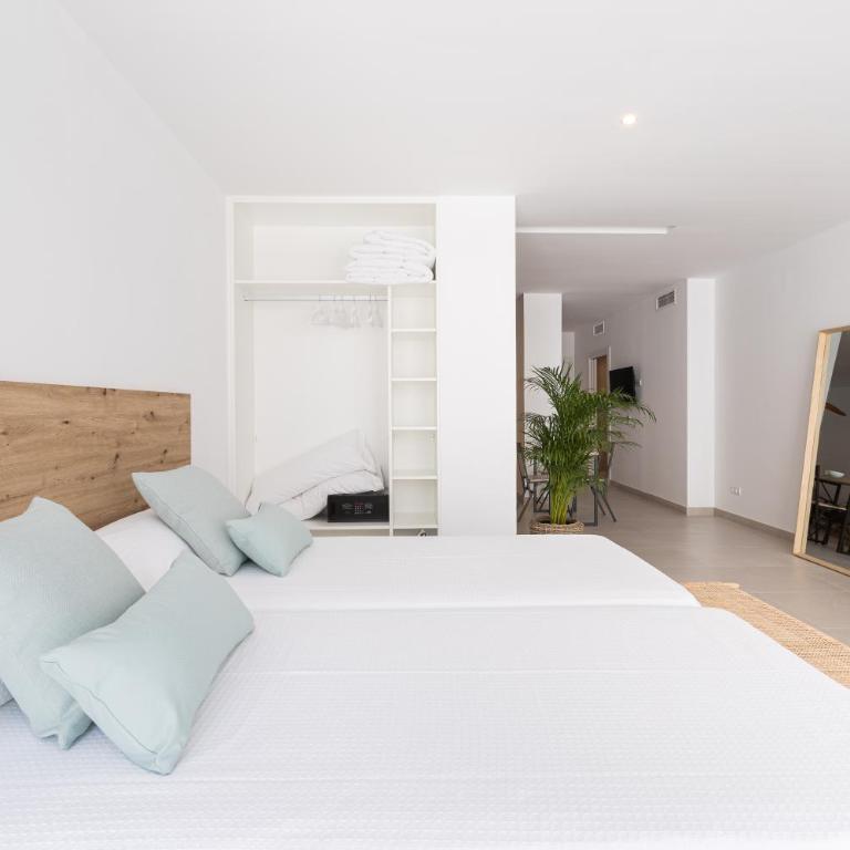 Bossa Bay Suites with Private Pool - MC Apartments Ibiza - Suite con piscina privada - 71