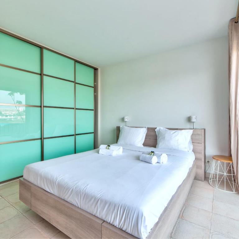 La pinede Apartement equiped with air conditioning and a pool! - Apartment - 3