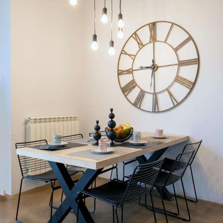 Loft Center Burgos by Unique Rooms - Apartamento de 2 dormitorios - 13