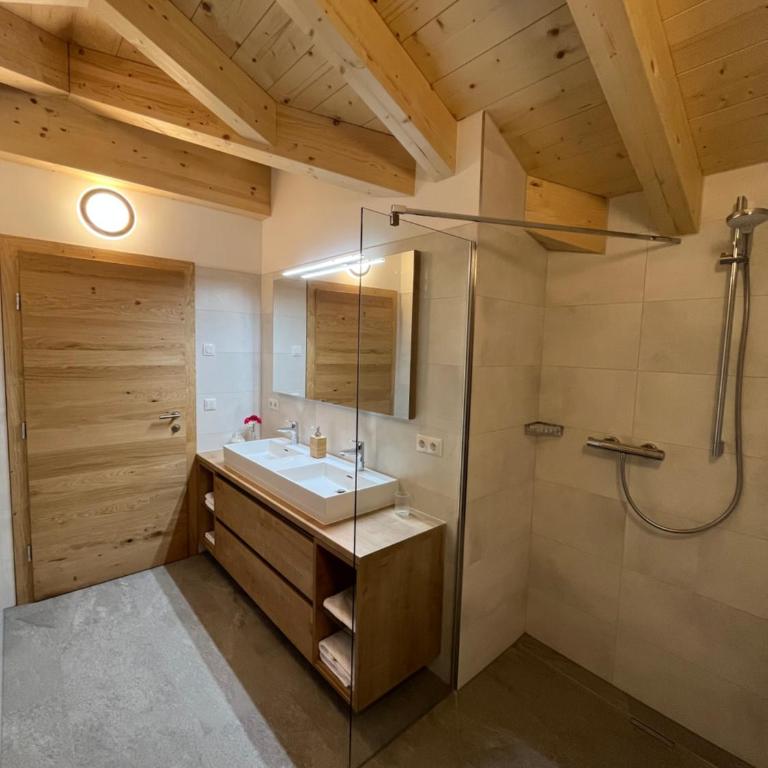Gstinighof - Apartment mit 2 Schlafzimmern - 2