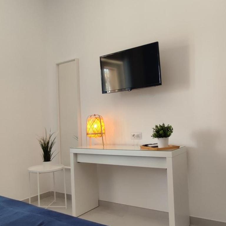 Manzoni 159 - Camera Tripla Comfort - 7