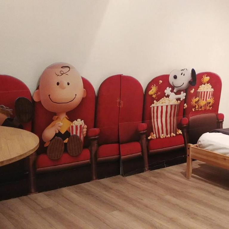 Les Petits Conforts - Two-Bedroom Apartment - 10