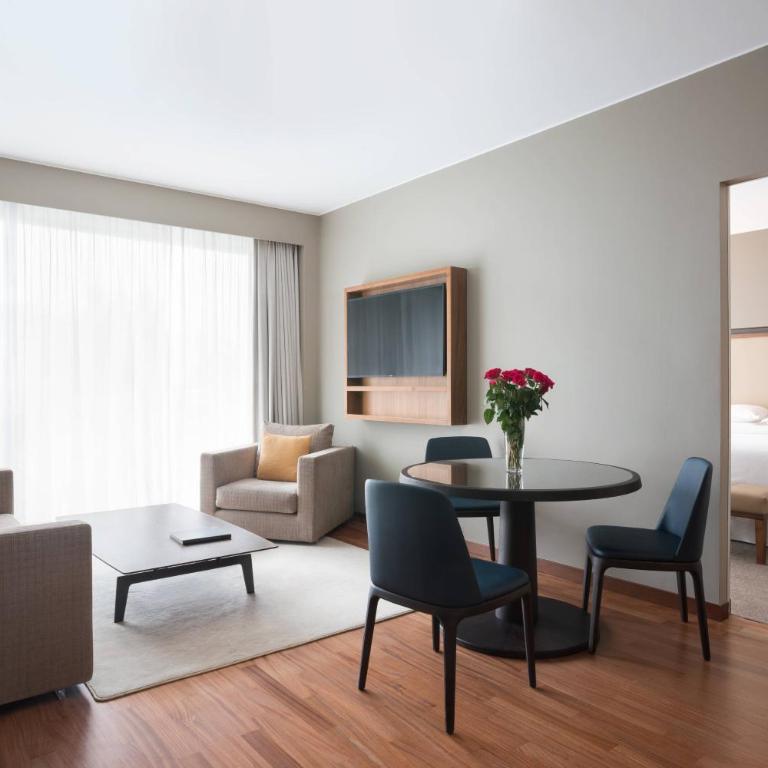 Sheraton Lake Como Hotel - Suite King con 1 Camera da Letto, Divano-Letto e Balcone - 1