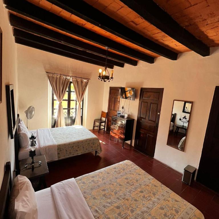 Posada de las Monjas - Chambre Double Deluxe avec Balcon - 5