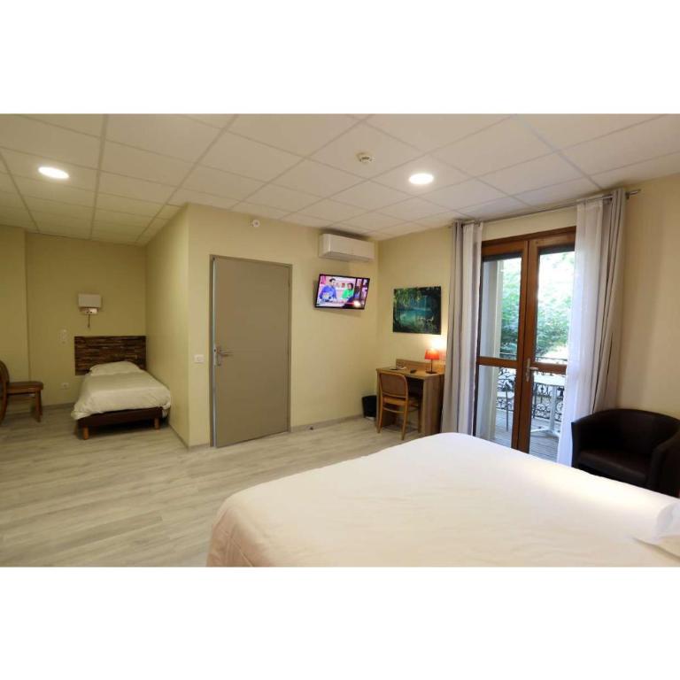 Hôtel Belleville - Chambre Double - Accessible aux Personnes à Mobilité Réduite - 2