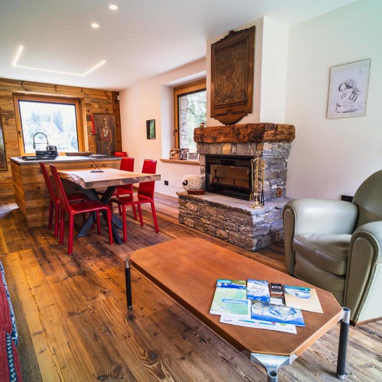 Suites Courmayeur - Mont Blanc - Appartamento Deluxe - 20