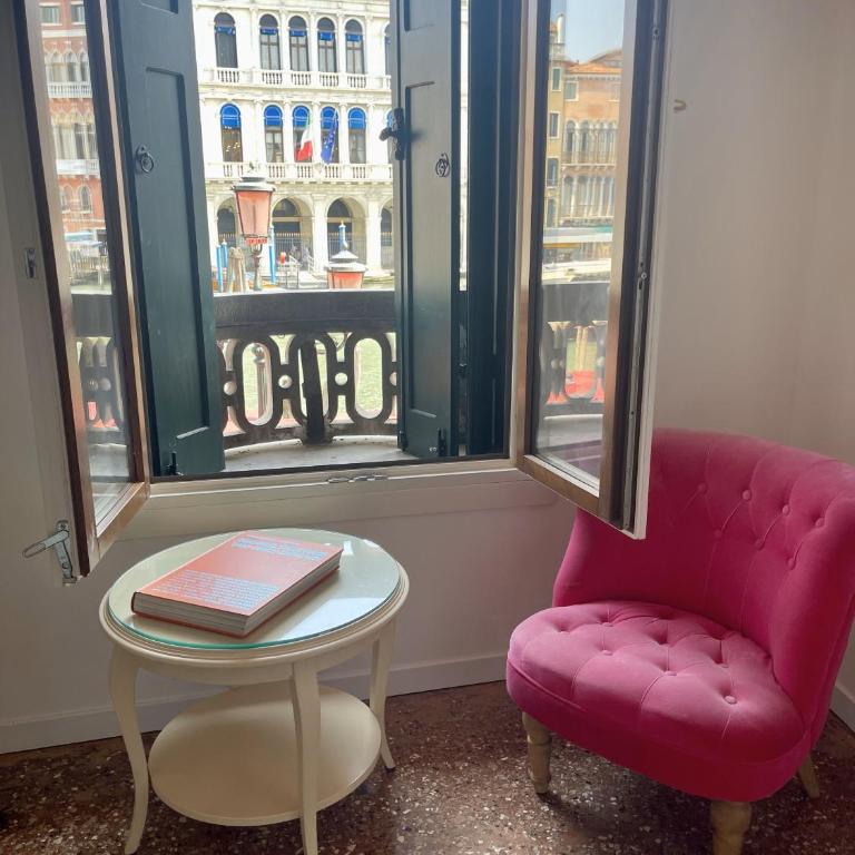Royal Rialto Apartment - Grand Canal View - Superior Apartment - 1