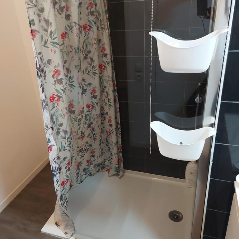 Chambre privée chez l'habitant - Apartment mit 1 Schlafzimmer – Nichtraucher - 19