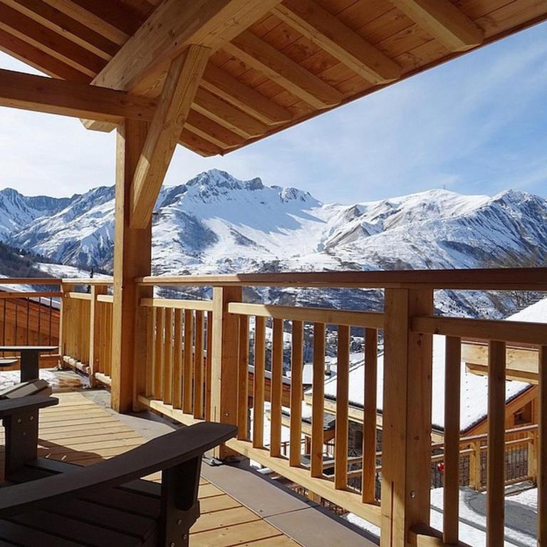Chalet luxueux, accès direct aux pistes, parking et WIFI inclus - FR-1-344-773 - Chalet - 3