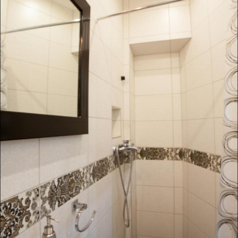 Belle Apartments - Square 8 - Studio - 10