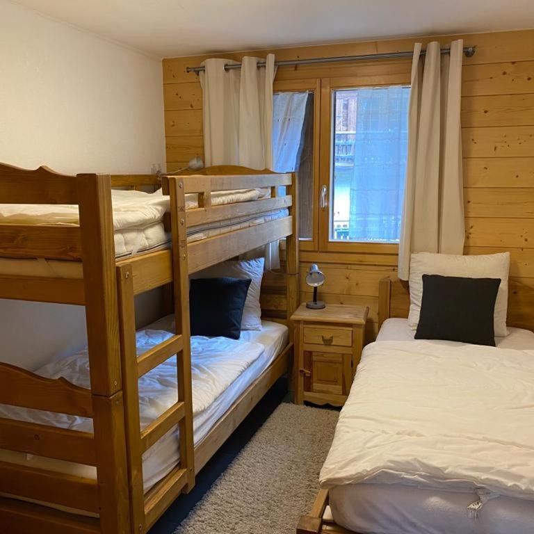 Apartments Vieux Chalet - Three-Bedroom Apartment with Mountain View / B 08 - 9