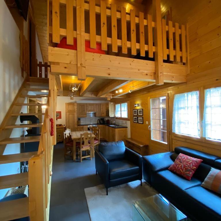 Apartments Vieux Chalet - Three-Bedroom Apartment with Mountain View / B 08 - 11
