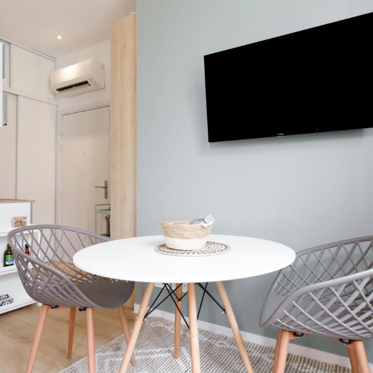 Comfortable studio W balcony Cannes center TGV - Appartement 1 Chambre - 8