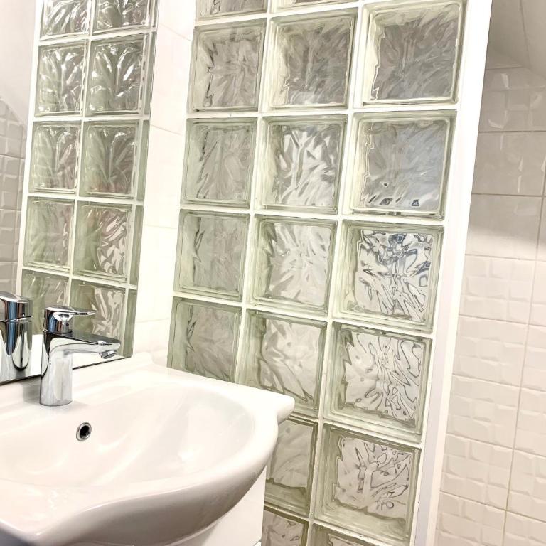 Litchi lovely loft with AC rue du Paquier - Studio-Apartment - 22
