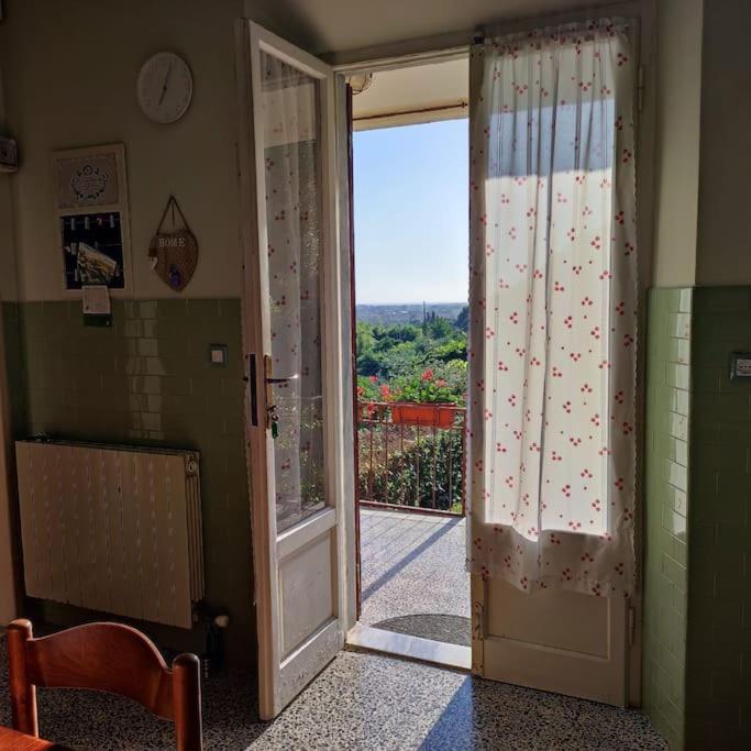 Da Luca e Simona - Two-Bedroom Apartment with Terrace and Sea View - 23