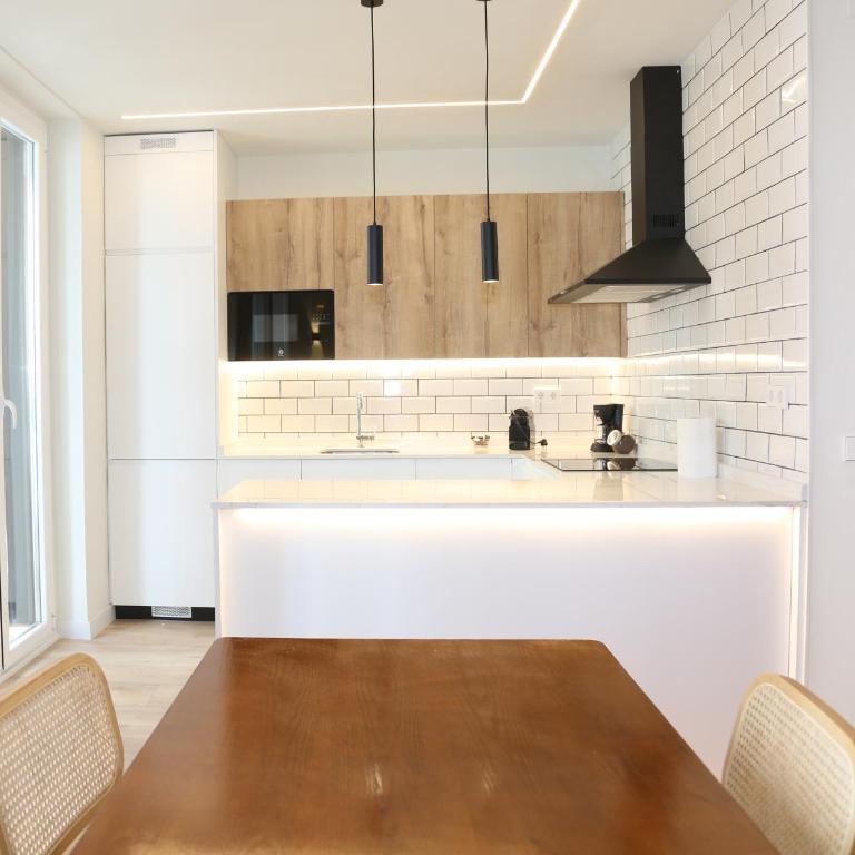 Piso Boutique frente al Casco Viejo de Bilbao - Apartamento de 3 dormitorios - 2