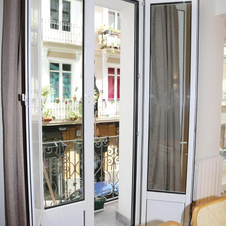 Piso Boutique frente al Casco Viejo de Bilbao - Apartamento de 3 dormitorios - 8