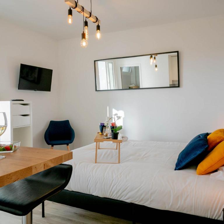 Woody 100m du lac balcon - Studio mit Balkon - 6