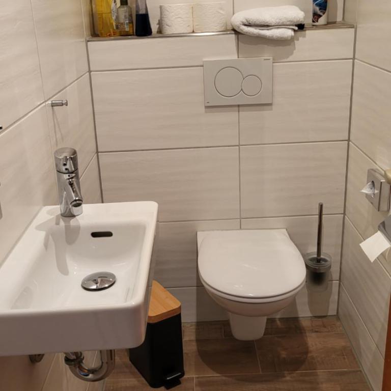 Erd´s Hoimatle Ferienwohnung - Appartement avec Balcon - 6
