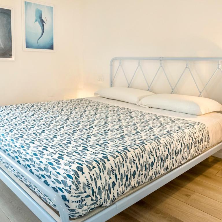 Accanto Alle Mura Rooms & Relax Spa - Camera King con Vista Giardino - 4