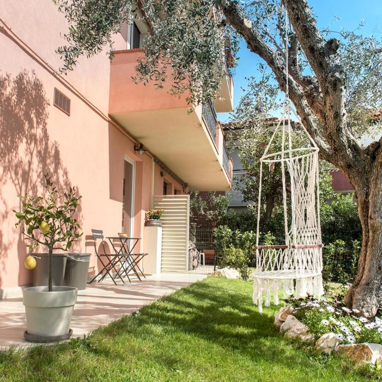Accanto Alle Mura Rooms & Relax Spa - Camera King con Vista Giardino - 15