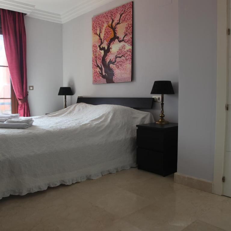 Your Oasis of Luxury and Leisure at Gazules Del Sol in Marbella area - Benahavis - Two-Bedroom Apartment - 5