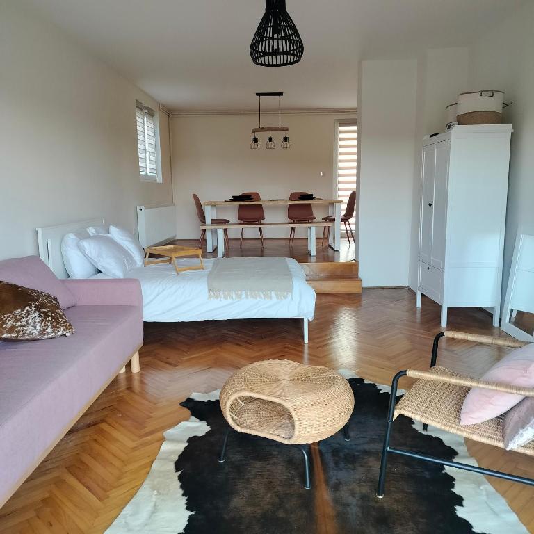 Sienas Holiday Home - One-Bedroom House - 3