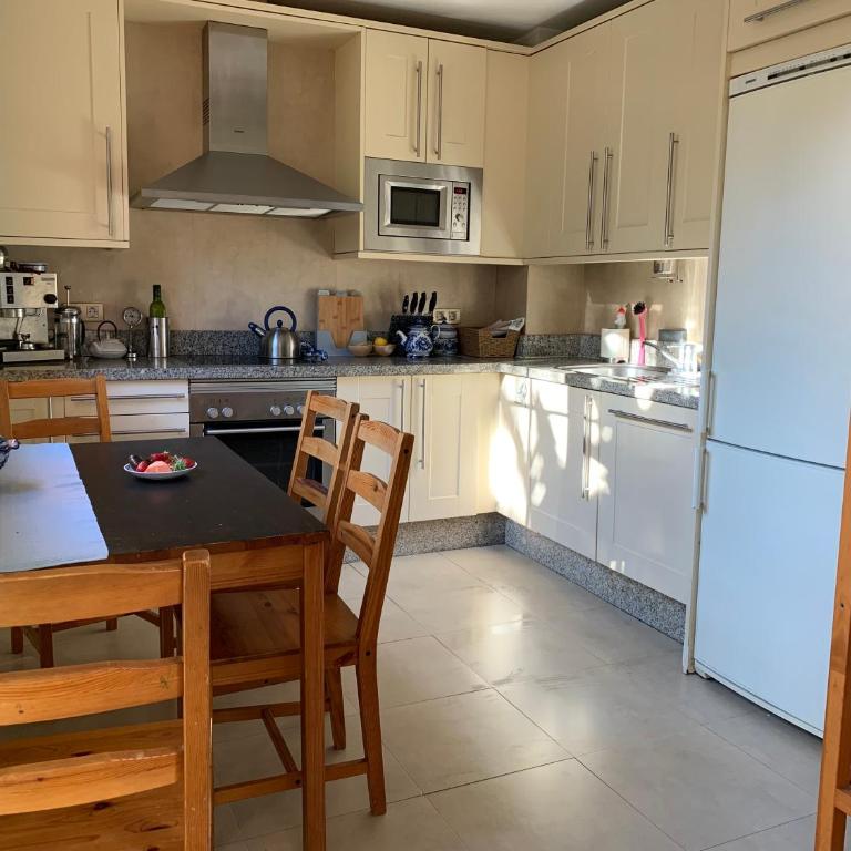 Your Oasis of Luxury and Leisure at Gazules Del Sol in Marbella area - Benahavis - Two-Bedroom Apartment - 36