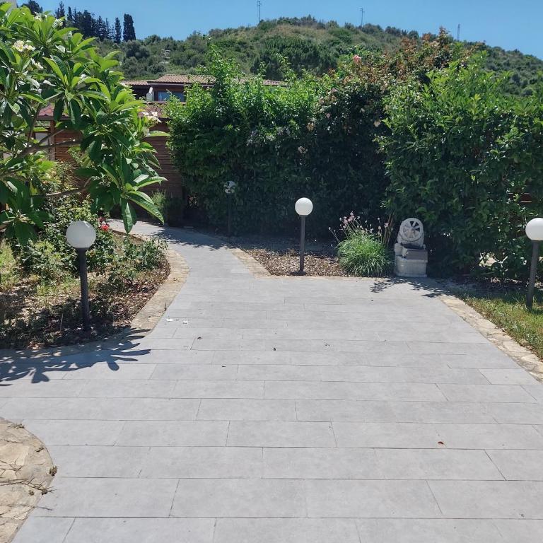 Casa Vacanze Villa Pomelia - Casa con 3 Camere da Letto - 4