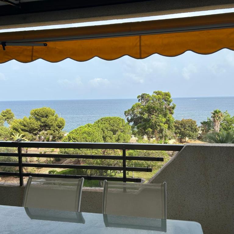 Apartamento con vistas al mar - Two-Bedroom Apartment - 1